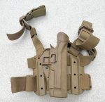 画像1: 米軍実物 BLACKHAWK LEG  HOLSTER　U.S.M.C 支給品　ホルスター (1)