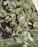画像2: 米軍実物,US NAVY,　AOR2　NUW　迷彩パンツ　TYPEIII　M-SHORT (2)