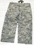 画像2: 米軍実物　USAF ABU　ゴアテックスパンツ　GORE-TEX　LARGE-X SHORT (2)