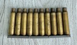 画像1: 米軍実物 M16 5.56mm 空薬莢10連 使用済み 安全品 (1)