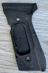 画像5: 米軍実物 Beretta M9 Pistol Grip Panel (5)