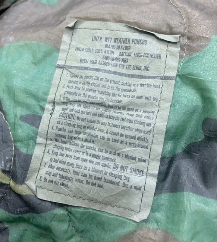 米軍実物 ポンチョライナー ウッドランドカモ 迷彩 寝袋、寝具