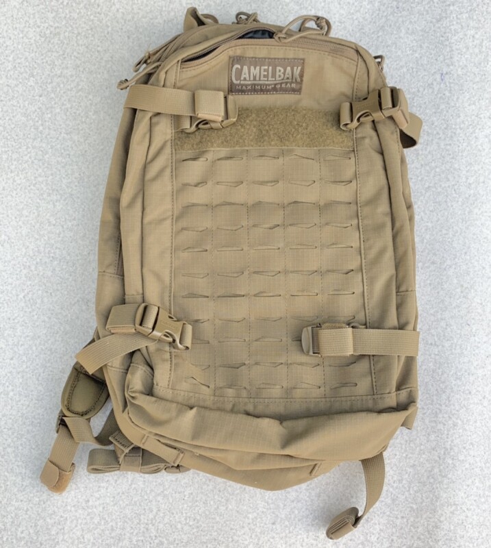 米軍放出品 Camelbak キャメルバック ハイドレーションバッグ H.A.W.G 