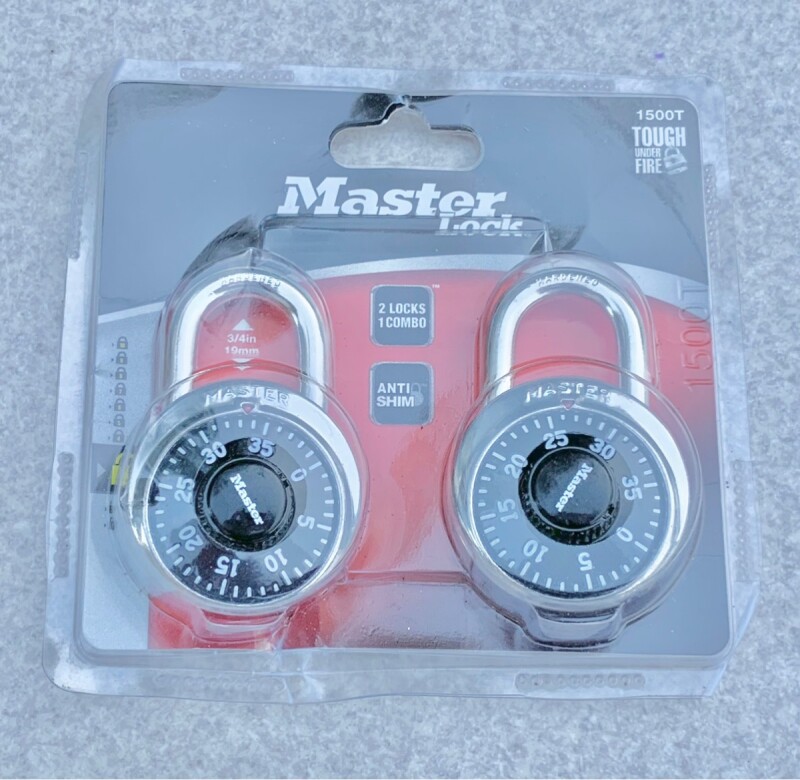米軍放出品 Master Lock マスターロックダイヤル式南京錠 1500T 2個セット