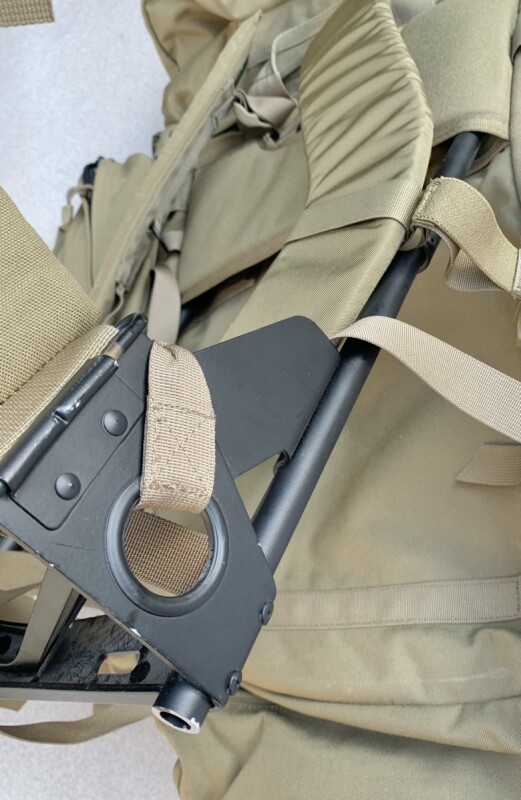 米軍放出品 BlackHawk SOF Rack Kit Frame CAMELBAK ／ ハイドレーション